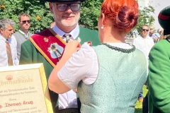 15AB9F60-5BA9-4DF0-946D-F736A5CB9026