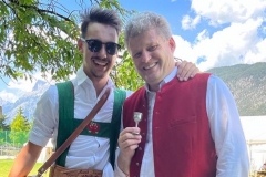 FE52F93E-C85B-43D4-9F11-1CCC723B84DB