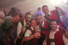 f6b99006-4971-4133-afa5-c8d304a5b824